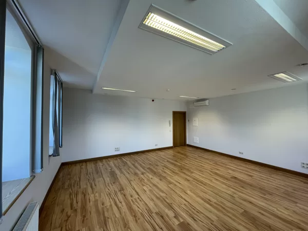 Biroja Nr. 416 ieeja